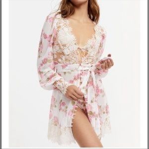 For love and lemons floral printed dress